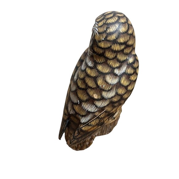 Vintage Set Of 2 Hand Carved and Painted‎ Wood Owl Figurines On Wood Slices - Picture 7 of 10